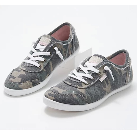 BOBS from Skechers Shoes Nwt Bobs From Skechers Camo Sneaker Shoe